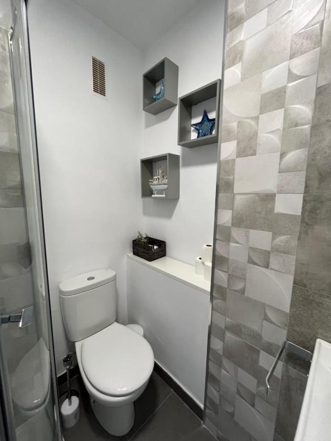 Апартаменти Apartamento Con Piscina Y Barbacoa La Cala Del Moral Екстер'єр фото